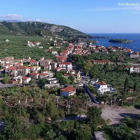 בית נופש Areti Stone House/Amazing View/1Km To The Beach West Mani